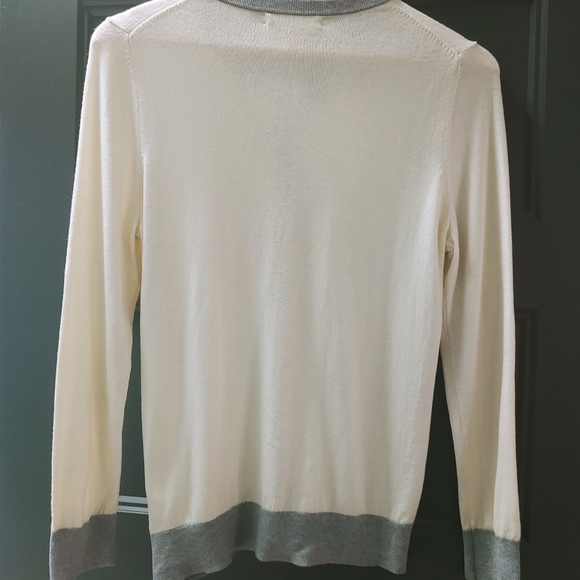 Banana Republic cream, grey trimmed cardigan - Picture 5 of 5